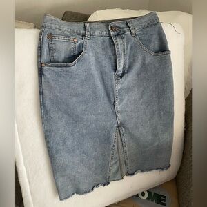 Denim Midi Skirt with Frayed Hem